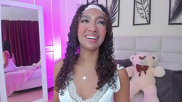 Amber  Sanchez online show from 03-06-25, 03:24