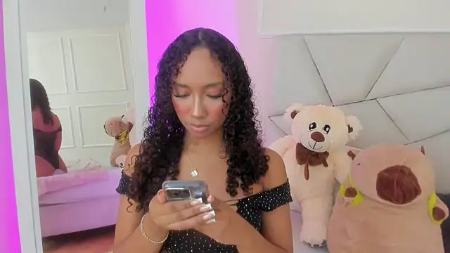 Amber  Sanchez online show from 03-11-25, 09:48