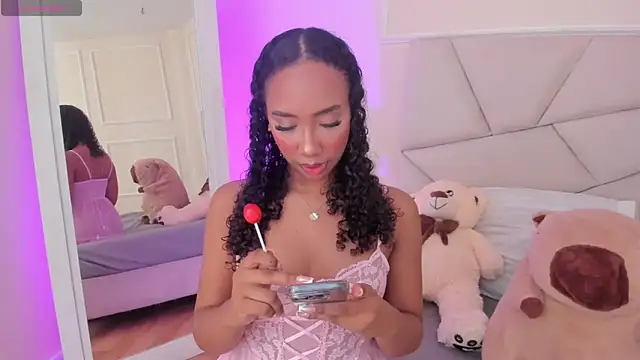Amber  Sanchez online show from 03-18-25, 02:04