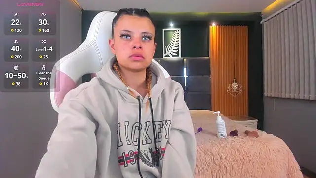 Antonella Torres2 online show from 12-18-24, 03:26