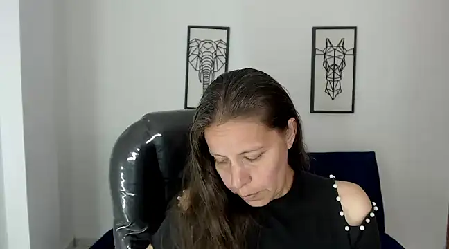 Milf karlye online show from 12-07-24, 04:53