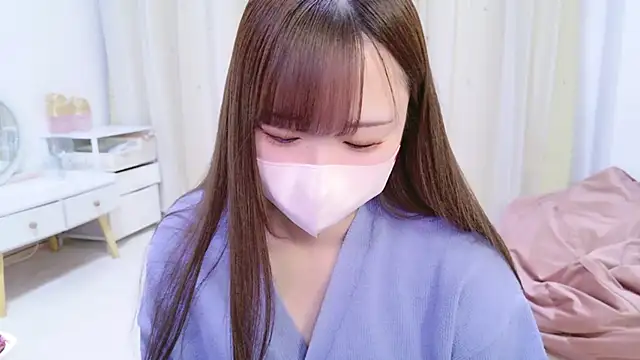 Snapshot of MAIKA_pyon chatting on 11-12-25, 10:20 MAIKA pyon online show from 11-12-25, 10:20