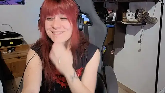 Snapshot of complicata_mente chatting on 11-03-25, 04:30 complicata mente online show from 11-03-25, 04:30