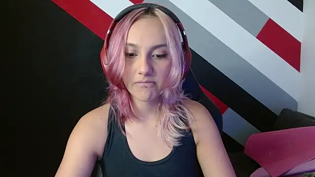 Alterego1   online show from 03-18-25, 06:04
