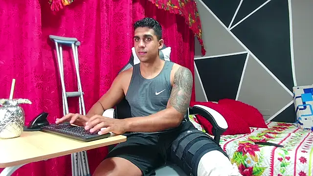 astrom greyy online show from 11-25-25, 10:32