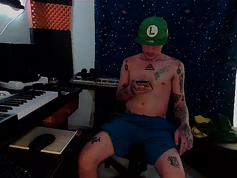 patrik tattoo  online show from 02-13-25, 08:03