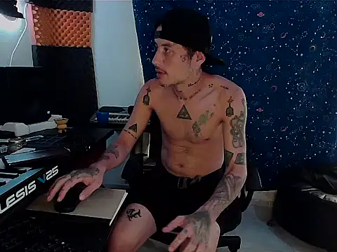patrik tattoo  online show from 03-13-25, 09:59