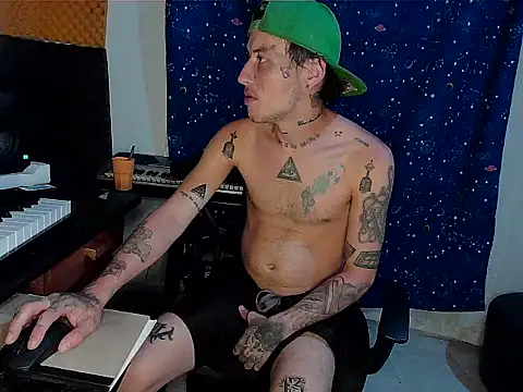 patrik tattoo  online show from 03-21-25, 03:01