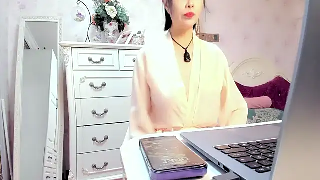 WJYD8 online show from 12-15-24, 05:13