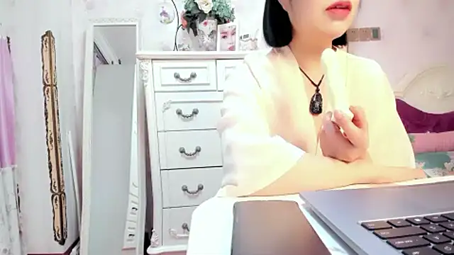 WJYD8 online show from 12-24-24, 06:00