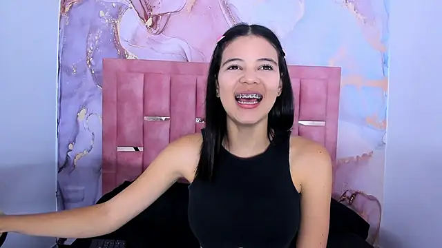 LizzMartin online show from 01-24-25, 07:07