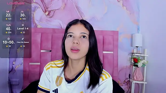 LizzMartin online show from 02-27-25, 07:26