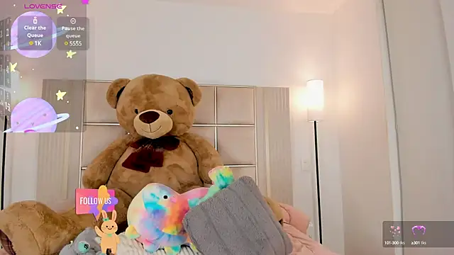 saraamiller  online show from 03-05-25, 05:29