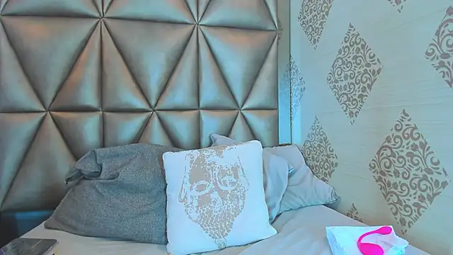 Corina Taylor  online show from 01-07-26, 11:45