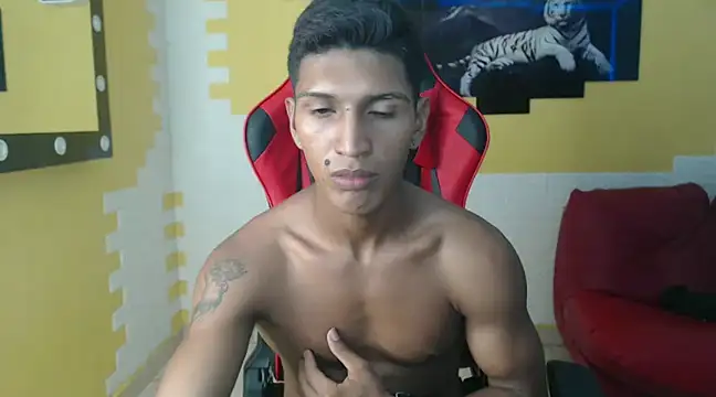 mau elixxx online show from 12-16-24, 04:34