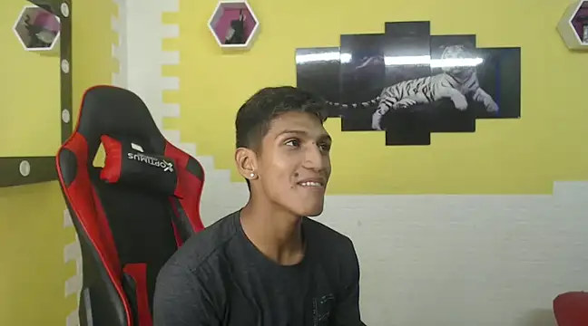 mau elixxx online show from 12-24-24, 02:54