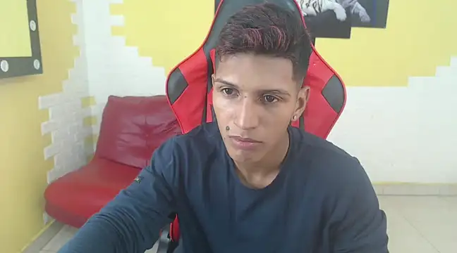 mau elixxx online show from 12-28-24, 03:15