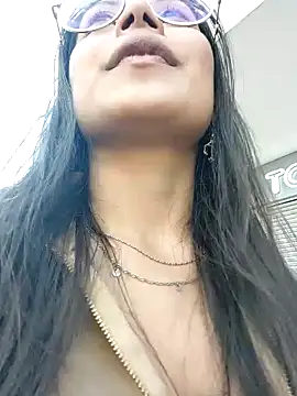 Snapshot of Jade_Zephyra chatting on 12-08-24, 08:58 Jade Zephyra online show from 12-08-24, 08:58