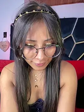 Snapshot of Jade_Zephyra chatting on 02-21-25, 10:04 Jade Zephyra online show from 02-21-25, 10:04