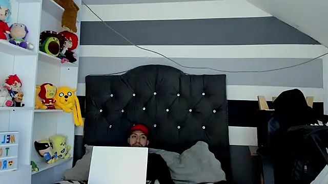  tatho perovich  online show from 12-06-24, 04:36