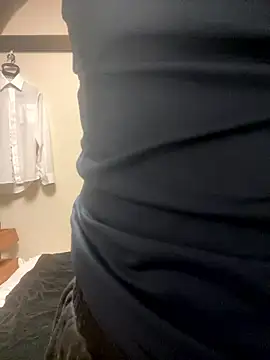 Snapshot of YU-KI00 chatting on 11-20-25, 12:27 YU-KI00 online show from 11-20-25, 12:27