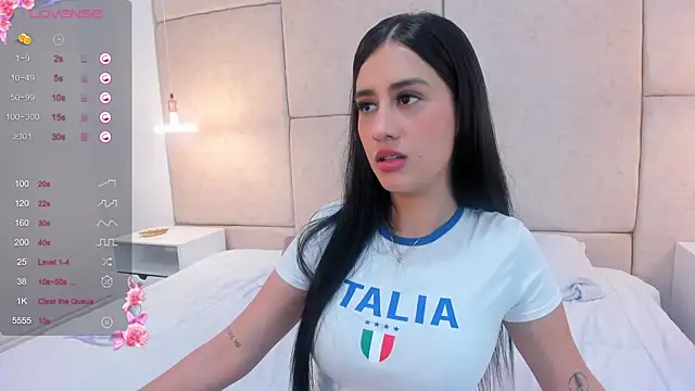 Snapshot of Amiirra_ chatting on 12-03-24, 11:57 Amiirra online show from 12-03-24, 11:57