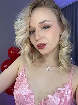 Snapshot of Eva_Millss chatting on 02-14-25, 05:14 Eva Millss online show from 02-14-25, 05:14