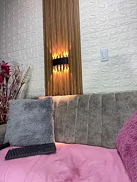 Annyy Ricee28 online show from 12-11-24, 01:28