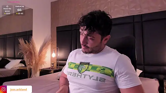 JossAckland online show from 11-30-25, 07:40