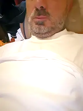 1talianBeutifulCock online show from 11-11-25, 01:44