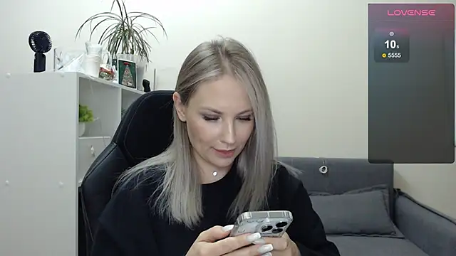 Sunny bunny6 online show from 01-22-25, 07:03