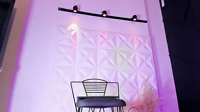 Emilyh  online show from 01-22-25, 01:53