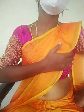 Snapshot of Preethytamilsexy chatting on 03-17-25, 05:23 Preethytamilsexy online show from 03-17-25, 05:23