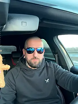 Snapshot of _Haptic_ chatting on 01-19-26, 03:27 Haptic online show from 01-19-26, 03:27