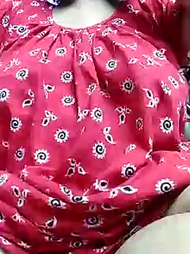 Snapshot of BERRY_00 chatting on 03-03-25, 01:10 BERRY 00 online show from 03-03-25, 01:10