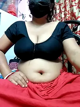 Snapshot of BERRY_00 chatting on 03-05-25, 12:49 BERRY 00 online show from 03-05-25, 12:49