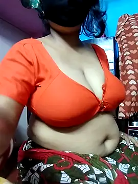 Snapshot of BERRY_00 chatting on 03-15-25, 05:48 BERRY 00 online show from 03-15-25, 05:48