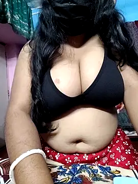 Snapshot of BERRY_00 chatting on 12-21-25, 06:04 BERRY 00 online show from 12-21-25, 06:04