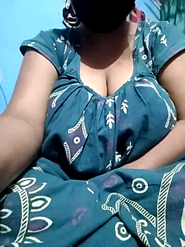 Snapshot of BERRY_00 chatting on 01-12-26, 05:51 BERRY 00 online show from 01-12-26, 05:51