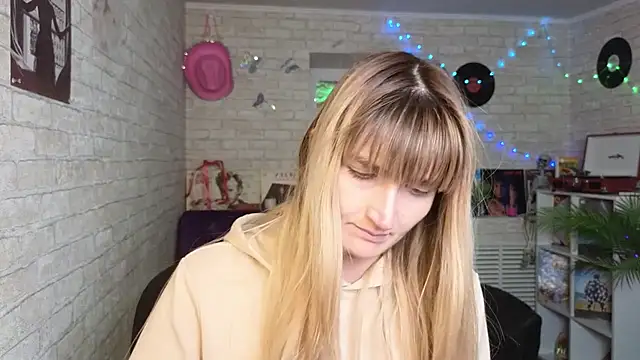 Nika Kitten online show from 09-29-25, 04:23