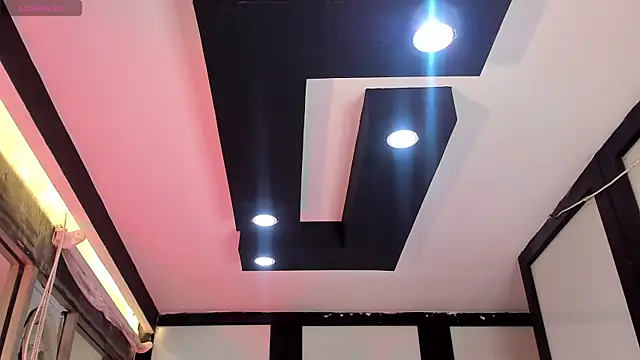 AlliceRosero online show from 03-01-25, 07:41