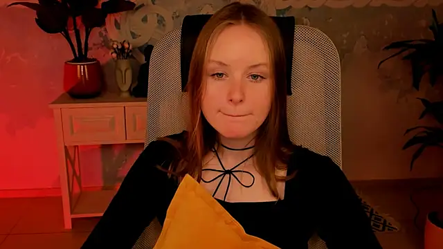 VivienLeeigh online show from 12-10-24, 04:17
