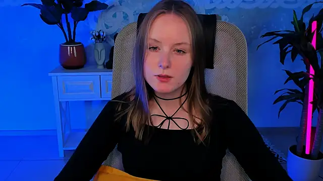 VivienLeeigh online show from 12-10-24, 07:22