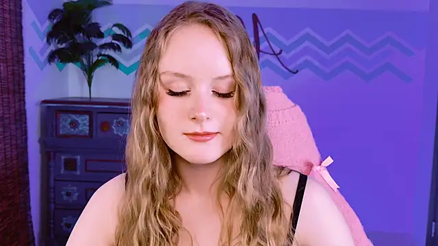 VivienLeeigh online show from 10-22-25, 04:40