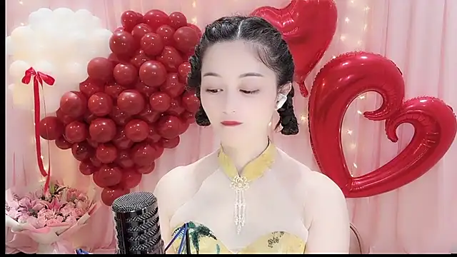 Snapshot of Tian-xin-999 chatting on 02-14-26, 03:09 Tian-xin-999 online show from 02-14-26, 03:09