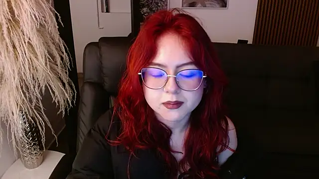 crimson tati  online show from 12-19-24, 09:51