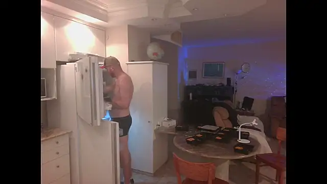 Snapshot of Tall_REC chatting on 12-12-24, 06:21 Tall REC online show from 12-12-24, 06:21