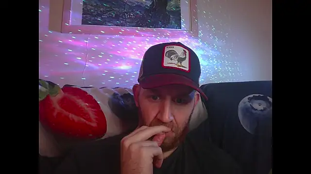 Snapshot of Tall_REC chatting on 12-17-24, 12:34 Tall REC online show from 12-17-24, 12:34