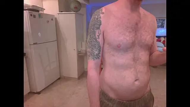 Snapshot of Tall_REC chatting on 12-18-24, 04:49 Tall REC online show from 12-18-24, 04:49