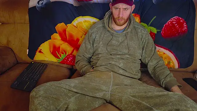 Snapshot of Tall_REC chatting on 01-05-25, 12:31 Tall REC online show from 01-05-25, 12:31